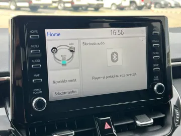 Car image 25
