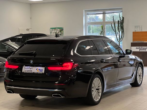 BMW 540d Touring xDrive 250 kW image number 10