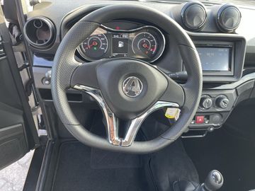 Car image 11