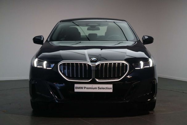 BMW 520i 140 kW image number 2