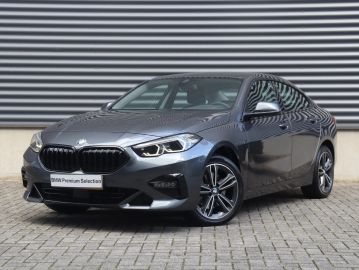 Car image 35