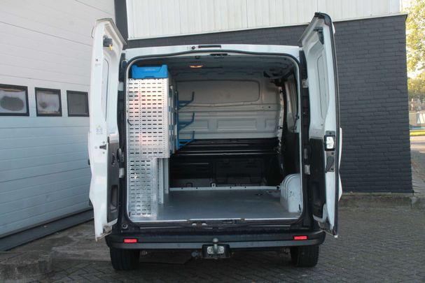 Renault Trafic DCi 70 kW image number 5