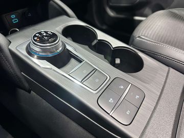 Car image 30