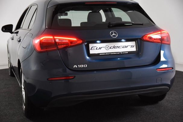 Mercedes-Benz A 180 100 kW image number 32