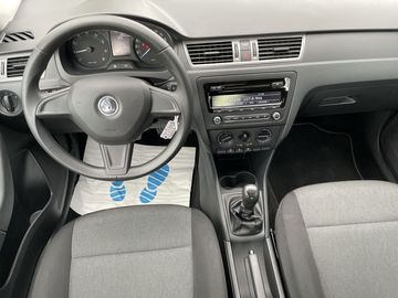 Car image 10