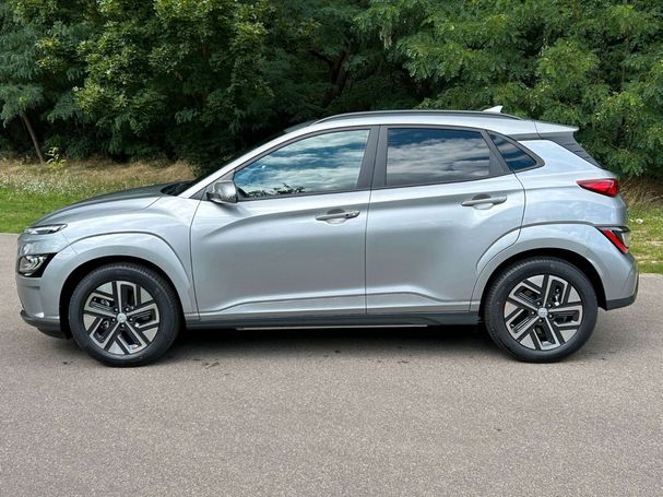 Hyundai Kona EV Trend 150 kW image number 7