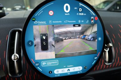 Car image 29