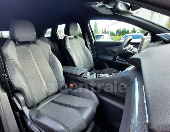 Peugeot 3008 PureTech 180 S&S EAT8 133 kW image number 21