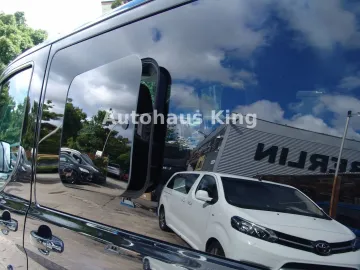 Car image 36