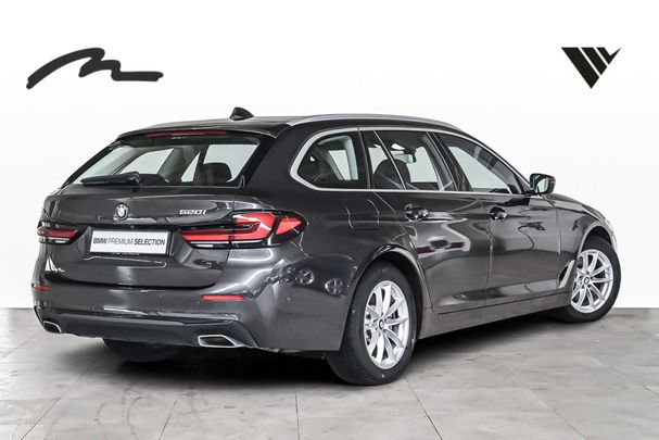 BMW 520i Touring 120 kW image number 3