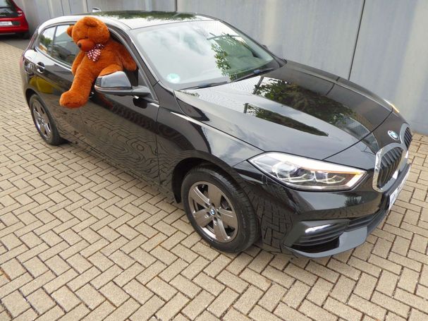 BMW 118i Advantage 100 kW image number 2