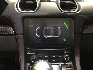 Car image 28