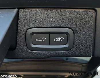 Car image 34