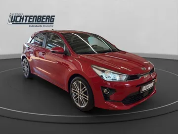 Car image 3