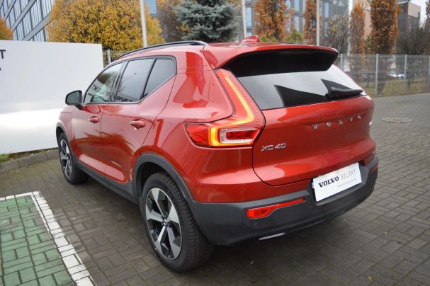 Volvo XC40 145 kW image number 6