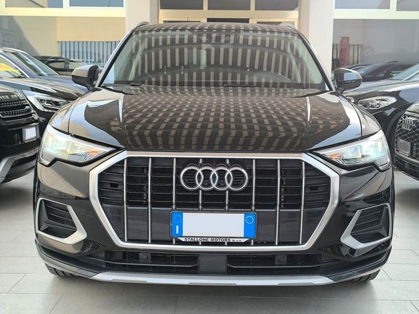 Audi Q3 35 TDI S tronic Advanced Business 110 kW image number 3