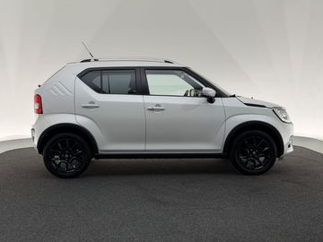 Car image 4