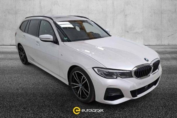 BMW 320d Touring xDrive 140 kW image number 1