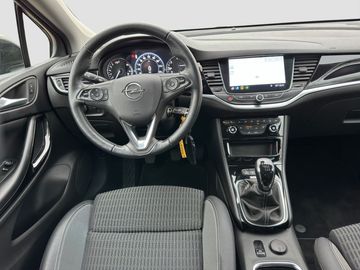 Car image 10