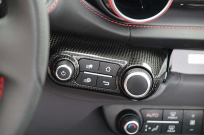 Car image 37