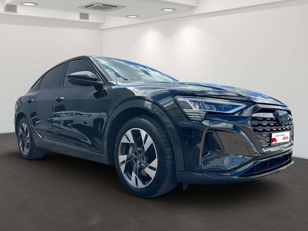 Audi Q8 50 quattro e-tron Sportback Advanced 250 kW image number 2