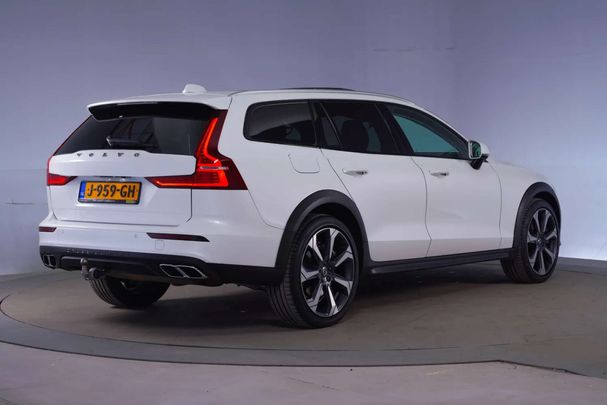 Volvo V60 AWD B5 184 kW image number 41