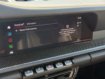 Car image 38