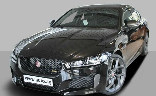 Jaguar XE AWD 221 kW image number 1