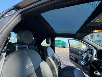 Car image 19