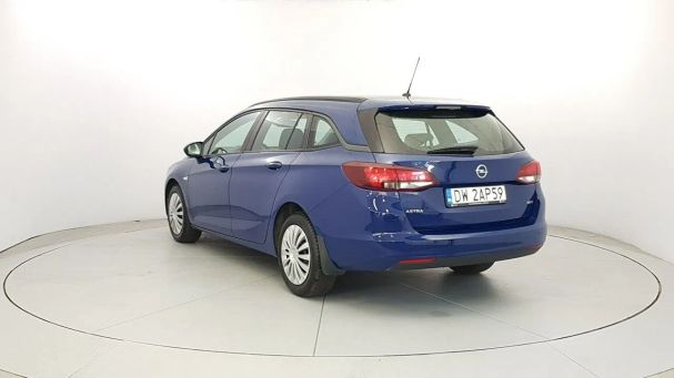 Opel Astra 1.6 D CDTi 81 kW image number 4