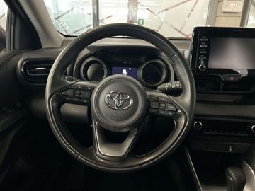 Car image 13