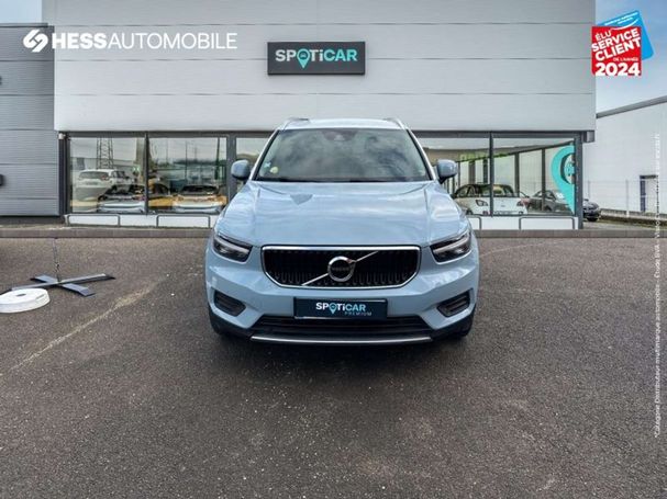 Volvo XC40 D4 AWD Geartronic Momentum 142 kW image number 4