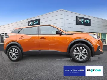 Car image 3