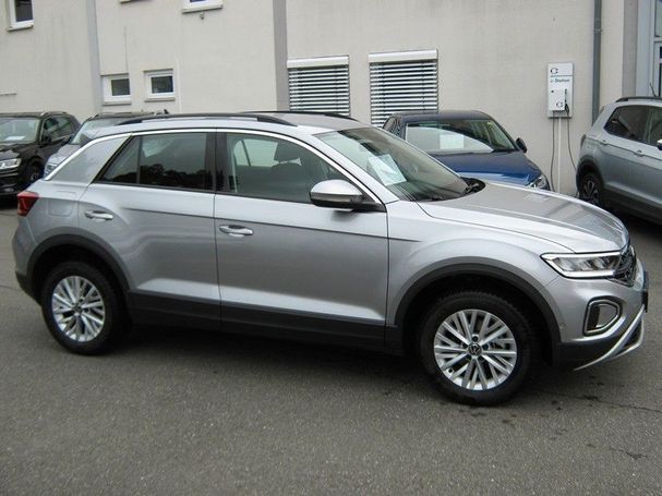 Volkswagen T-Roc 1.5 TSI 110 kW image number 2