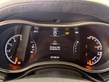 Car image 28