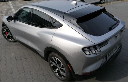 Car image 37