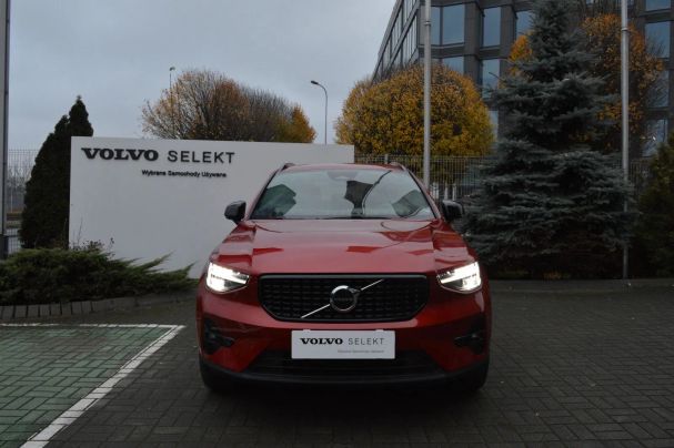 Volvo XC40 145 kW image number 4