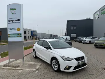 Car image 33