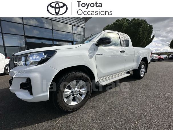 Toyota Hilux D Cab 2.4 4D 4WD 110 kW image number 1