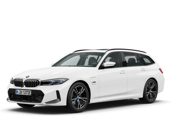 BMW 330e M Sport 215 kW image number 1