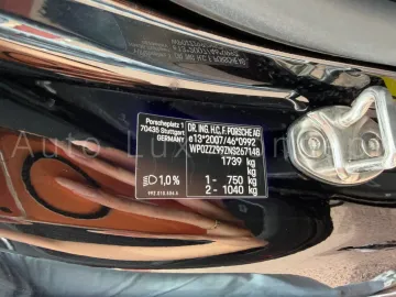 Car image 25