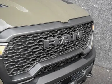Car image 43