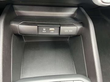 Car image 31