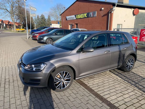 Volkswagen Golf 63 kW image number 1