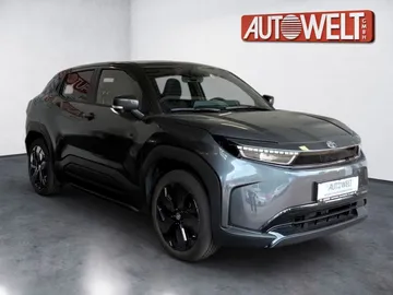 Car image 3