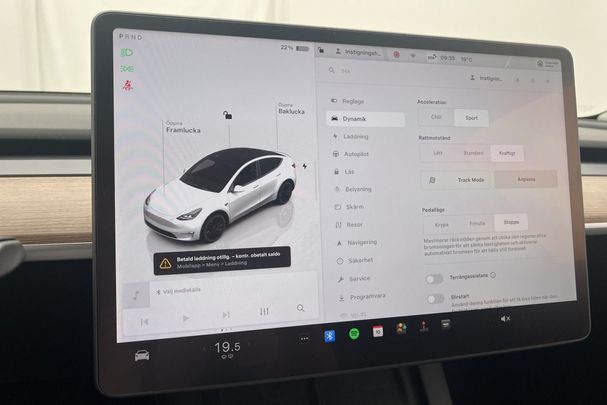 Tesla Model Y Performance AWD 393 kW image number 22