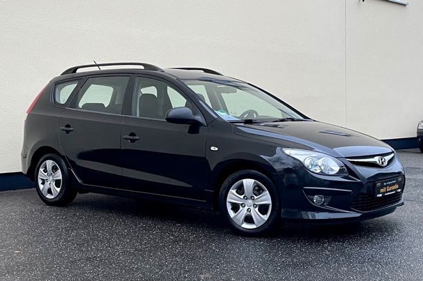 Hyundai i30 CW FIFA WM Edition 80 kW image number 2