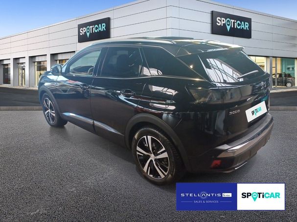 Peugeot 3008 Hybrid4 e-EAT8 220 kW image number 3