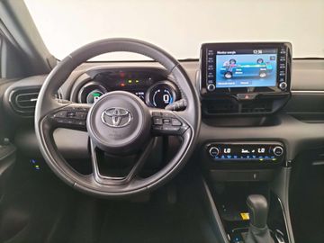 Car image 13