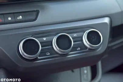 Car image 39